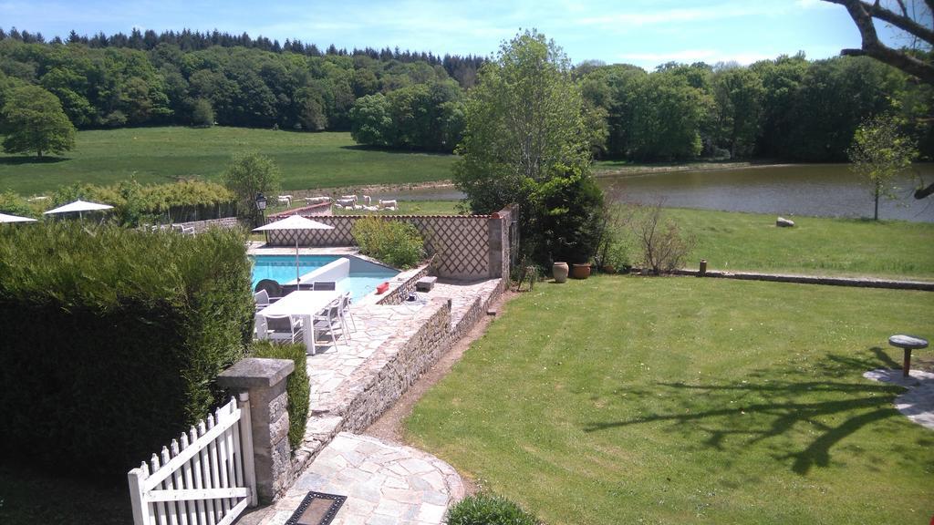 Les Vergnes Saint-Pardoux-le-Neuf Exteriör bild